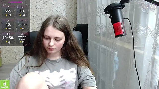 Nana Hot online show from 03.18.25