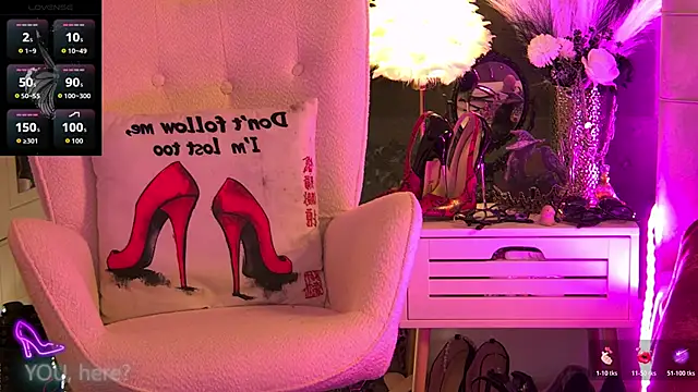 ZoeMesmerize online show from 10.31.25