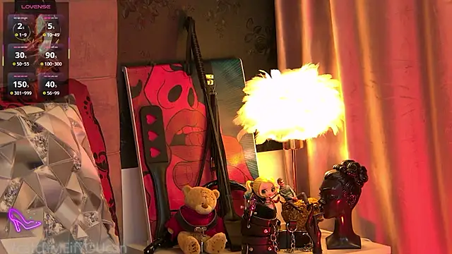 ZoeMesmerize online show from 03.04.26