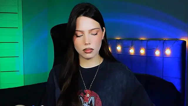 Snapshot of Stacy_Gonzales_ chatting on 12.10.24 Stacy Gonzales  online show from 12.10.24