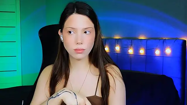 Snapshot of Stacy_Gonzales_ chatting on 12.11.24 Stacy Gonzales  online show from 12.11.24