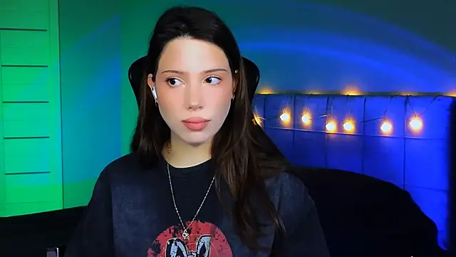 Snapshot of Stacy_Gonzales_ chatting on 12.13.24 Stacy Gonzales  online show from 12.13.24