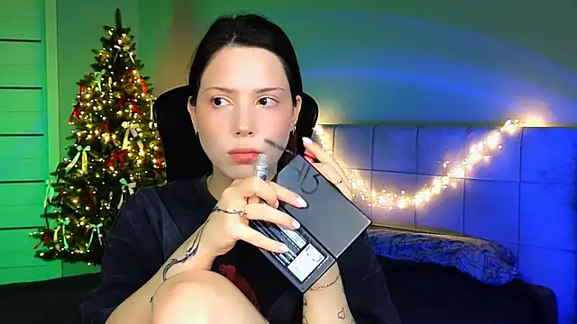 Snapshot of Stacy_Gonzales_ chatting on 01.07.25 Stacy Gonzales  online show from 01.07.25