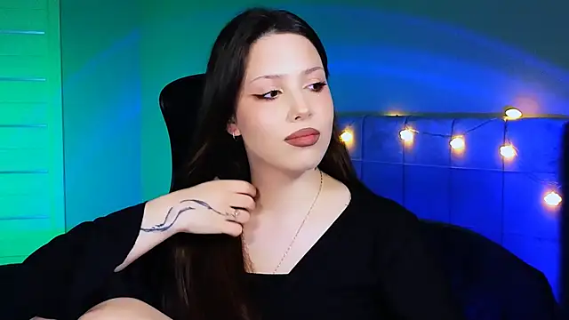 Snapshot of Stacy_Gonzales_ chatting on 02.18.25 Stacy Gonzales  online show from 02.18.25