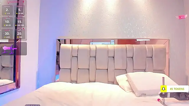 RoseTaylor   online show from 10.24.25