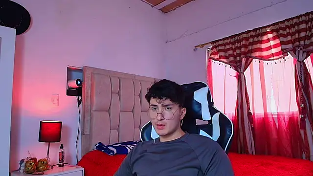 santyago taylor online show from 12.18.24