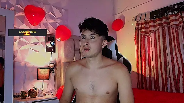 santyago taylor online show from 03.04.25