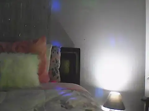 Snapshot of YourFaceMyThrone27 chatting on 02.19.25 YourFaceMyThrone27 online show from 02.19.25