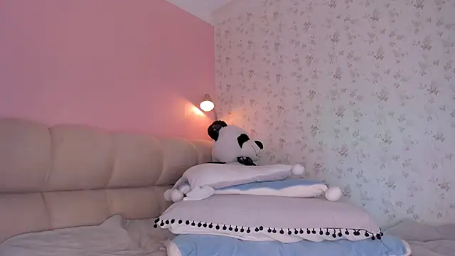 kitty miaa online show from 03.22.25