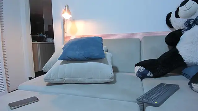 Snapshot of kitty_miaa chatting on 02.06.26 kitty miaa online show from 02.06.26