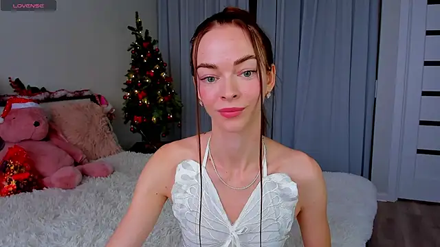 Undertheskin online show from 12.27.24