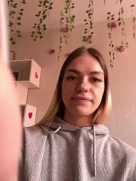 -Sexy Barbie- online show from 03.12.25
