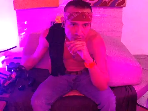 thesummerboy online show from 01.04.25