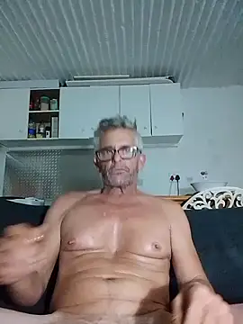 Snapshot of NICJOHNS chatting on 01.09.26 NICJOHNS online show from 01.09.26