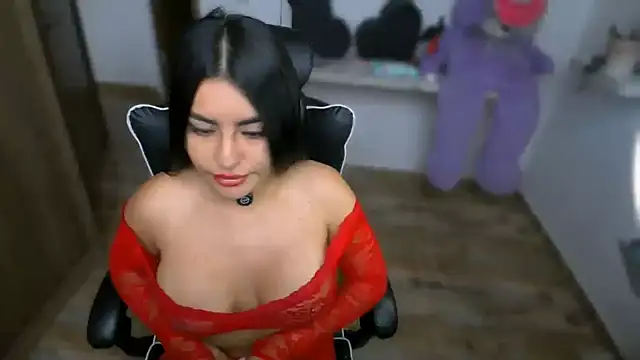 Snapshot of Layla_Nicols chatting on 06.01.26 Layla Nicols online show from 06.01.26