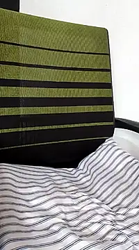 Snapshot of juliya_Les chatting on 03.01.25 juliya Les online show from 03.01.25