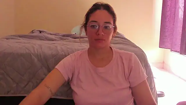 Snapshot of atenas_05_ chatting on 05.03.26 atenas 05 online show from 05.03.26