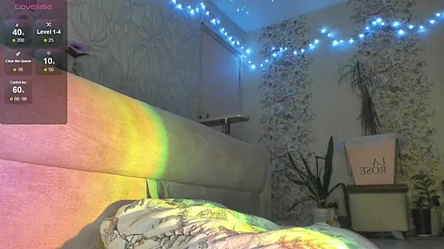 Snapshot of Yay_Nicky chatting on 03.13.25 Yay Nicky online show from 03.13.25