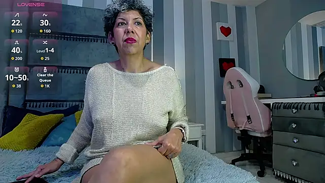 Julianewell online show from 01.14.26