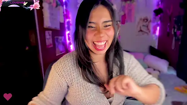 Snapshot of kiki_cavilll chatting on 02.12.25 kiki cavilll online show from 02.12.25