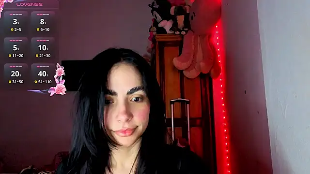 Snapshot of SexyDelaJ chatting on 12.22.25 SexyDelaJ online show from 12.22.25