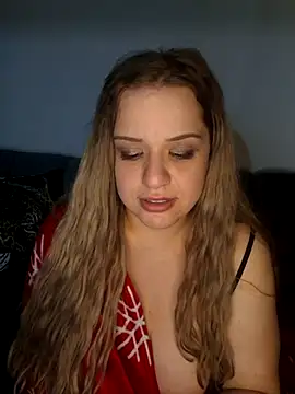 cansuozell online show from 10.27.25