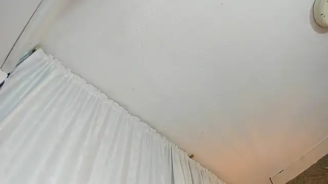 KOURTNEY-- online show from 02.15.26