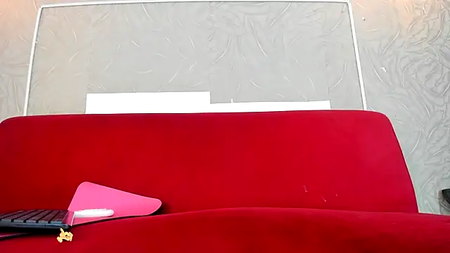 Snapshot of KOURTNEY-- chatting on 03.11.26 KOURTNEY-- online show from 03.11.26