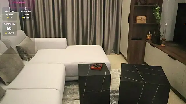 IrisNoire online show from 01.05.25