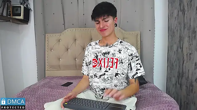 Snapshot of CataFox_ chatting on 03.02.25 CataFox online show from 03.02.25