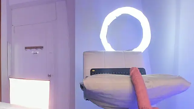 zoe backer online show from 09.11.25