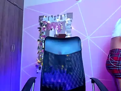  ALLYSON18  online show from 01.15.26