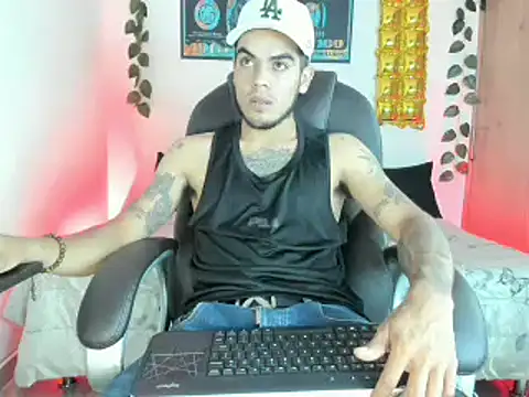 mikee scooth online show from 02.09.25