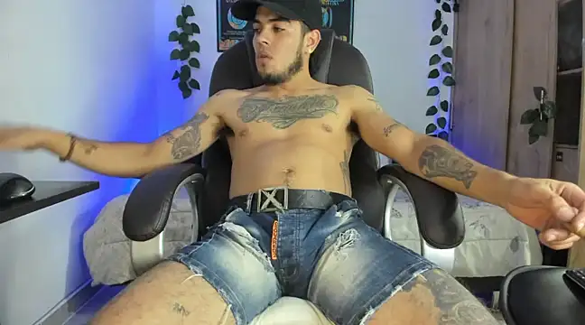 mikee scooth online show from 02.17.25