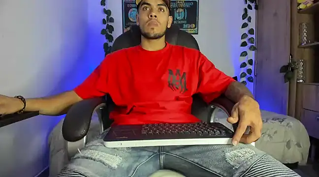 mikee scooth online show from 02.26.25