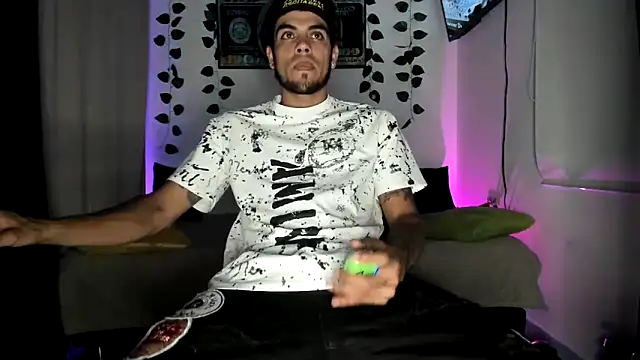 mikee scooth online show from 09.09.25