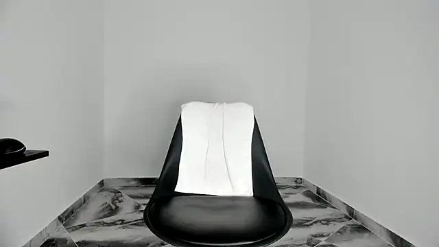 mikee scooth online show from 11.19.25