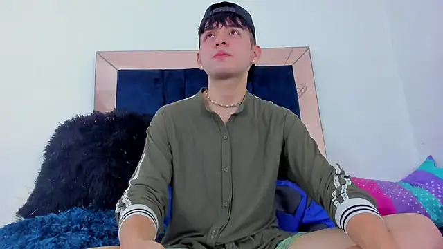 Bragam Stiven online show from 03.13.25