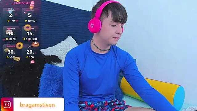 Bragam Stiven online show from 10.04.25