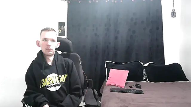 Sophia and Thomas online show from 12.31.24