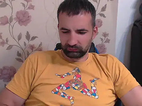 Snapshot of Leo_1617 chatting on 06.14.26 Leo 1617 online show from 06.14.26