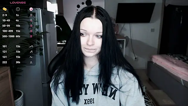 Snapshot of illililliilli chatting on 01.11.25 illililliilli online show from 01.11.25