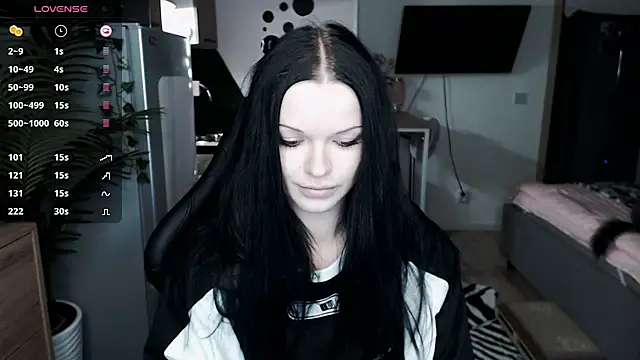 Snapshot of illililliilli chatting on 01.12.25 illililliilli online show from 01.12.25