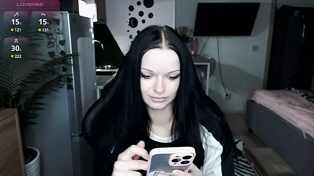 Snapshot of illililliilli chatting on 01.13.25 illililliilli online show from 01.13.25