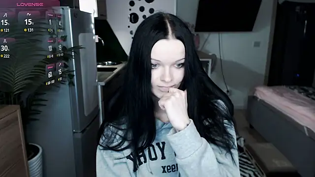 Snapshot of illililliilli chatting on 01.14.25 illililliilli online show from 01.14.25