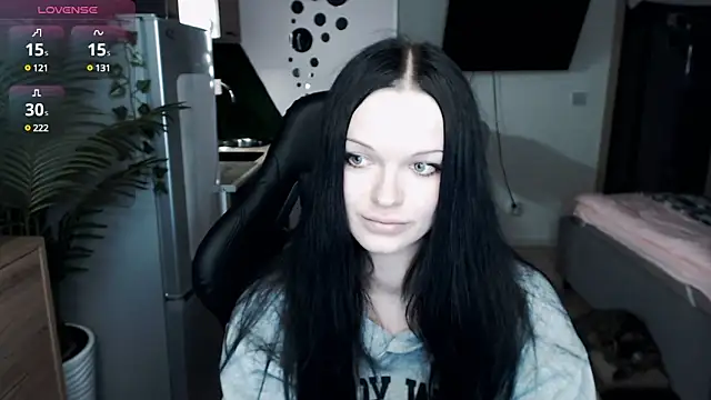 Snapshot of illililliilli chatting on 01.14.25 illililliilli online show from 01.14.25