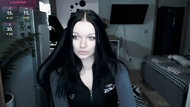 Snapshot of illililliilli chatting on 01.23.25 illililliilli online show from 01.23.25