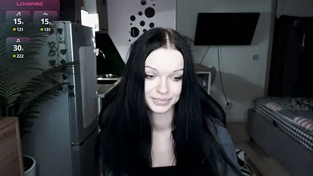 Snapshot of illililliilli chatting on 02.01.25 illililliilli online show from 02.01.25