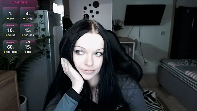 Snapshot of illililliilli chatting on 02.02.25 illililliilli online show from 02.02.25