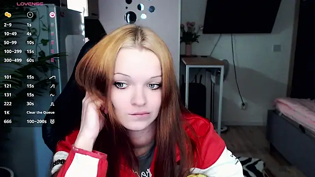 Snapshot of illililliilli chatting on 03.01.25 illililliilli online show from 03.01.25